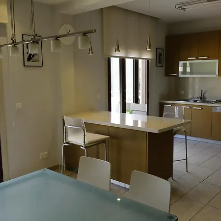 Kornesios Apartment